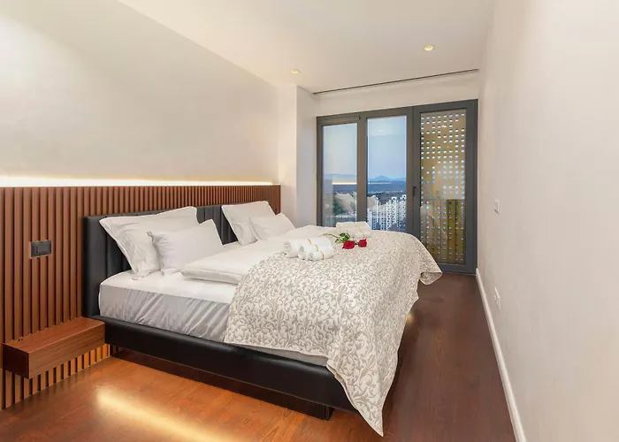 Skyline Luxury Jana Lublana