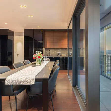 Skyline Luxury Jana